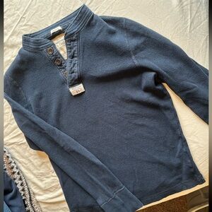 Abercrombie and Fitch Blue Sweater Large